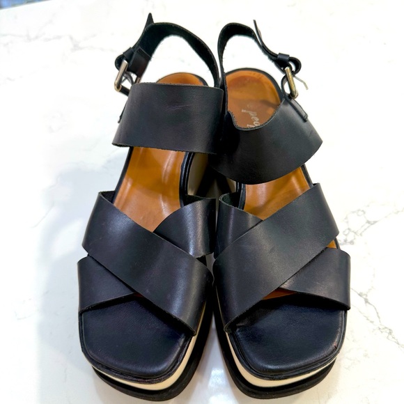 Free People Shoes - Free People Kate Criss Cross Black Leather Platform Sandals 8.5 EUC